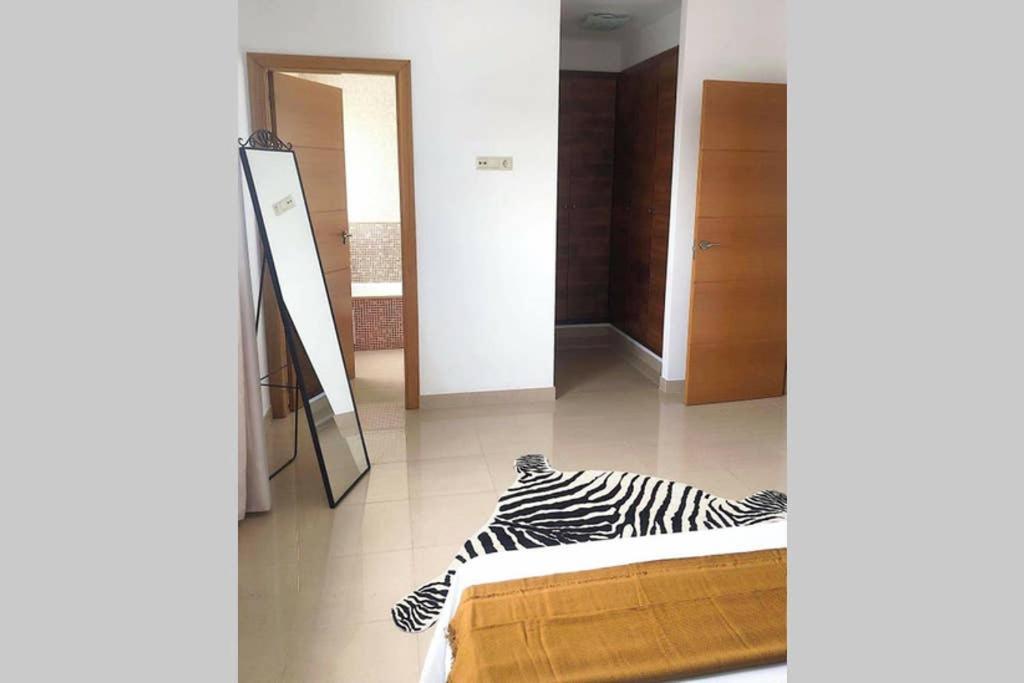 Villa D'Aina * Propiedad Privada Con Piscina Cala en Bosch Luaran gambar