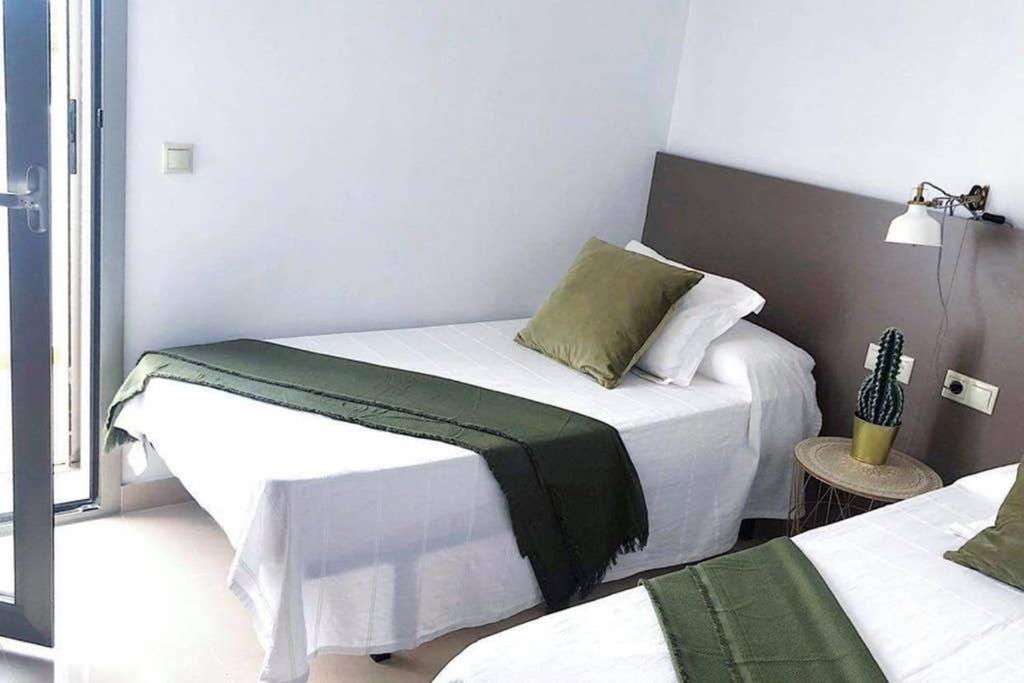 Villa D'Aina * Propiedad Privada Con Piscina Cala en Bosch Luaran gambar