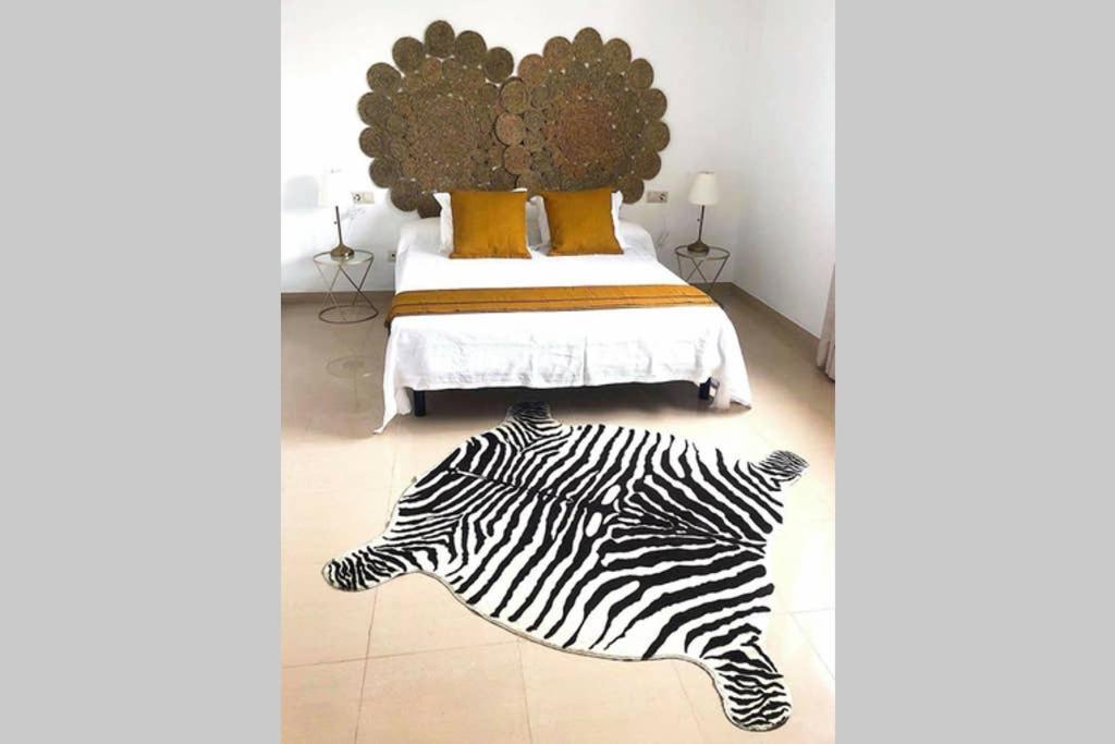 Villa D'Aina * Propiedad Privada Con Piscina Cala en Bosch Luaran gambar
