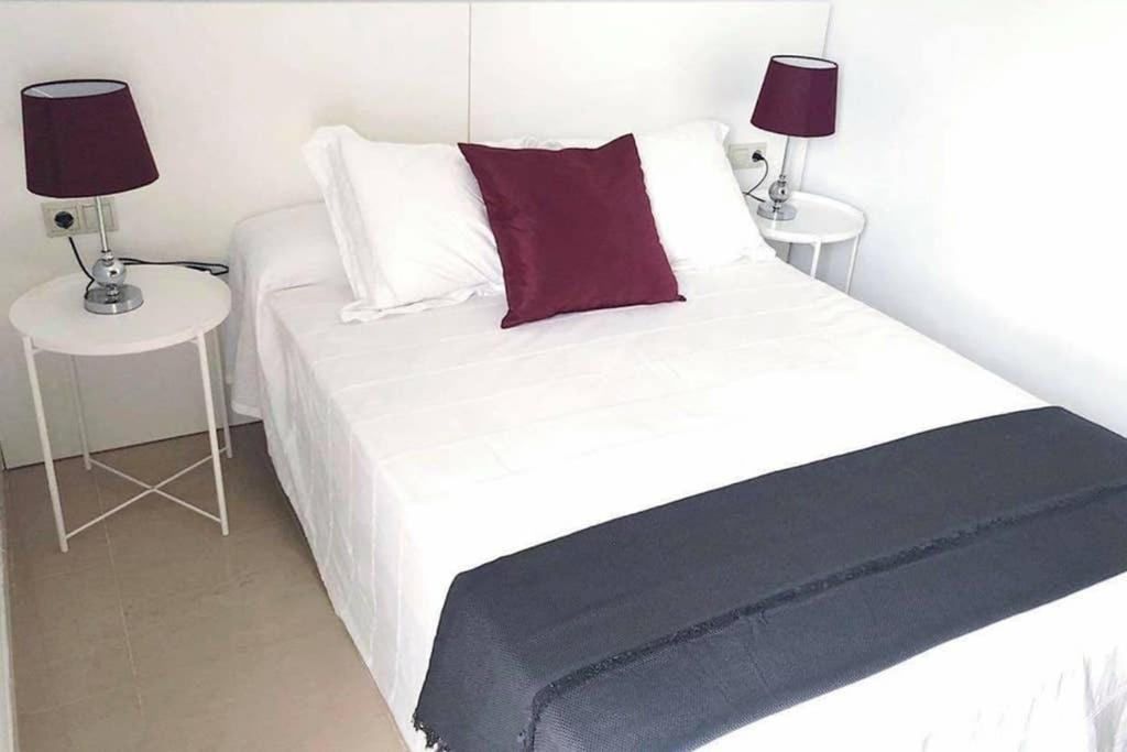 Villa D'Aina * Propiedad Privada Con Piscina Cala en Bosch Luaran gambar